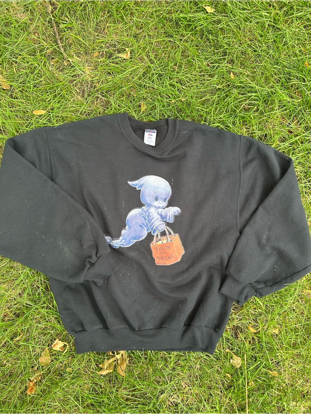 90s Halloween ghost crewneck👻